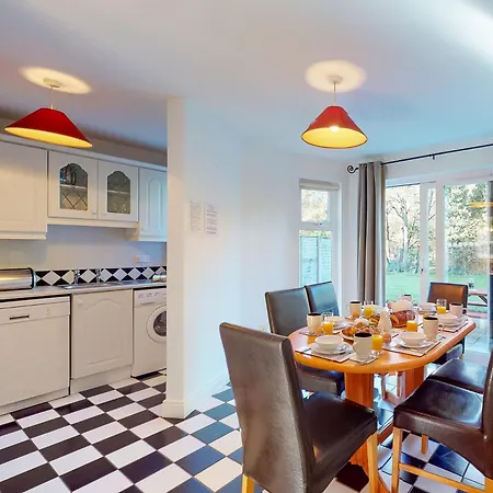 Holiday Village No 17 בית נופש *